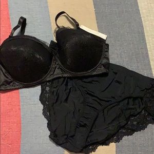 BRAND NEW Jaclyn Smith Intimates Set